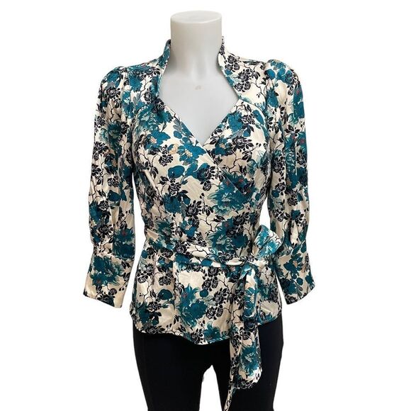 Diane Von Furstenbeeg‎ Irlan wrap top 100% Silk Floral, Sweetheart neck size 4 - Picture 1 of 6
